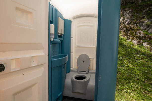 Best Sanitation services for porta potties  in Lincoln Village, OH